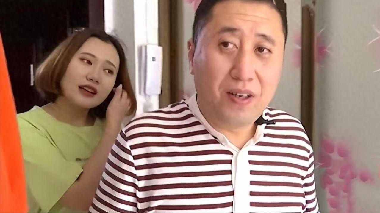 45岁美女找老实人接盘，要求对方供儿子出国读书，还要3000块零花钱