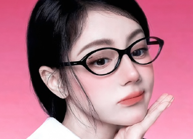 携一抹暖阳轻赴你眼底星光滚烫