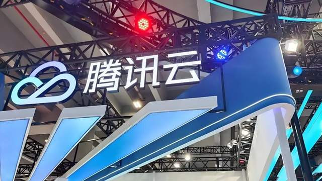 靠减法盈利的腾讯云，凭什么敢在AI赛道做加法？