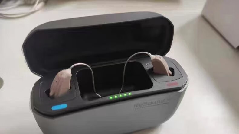 助听器哪个牌子适合老年人？口碑排名揭秘怎么选才最实用