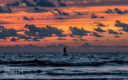 她大概从来没想过，一直护着她的父亲会真的狠下心，而口口声声说爱她的亲妈，连最基本的生活费都不愿意承担
