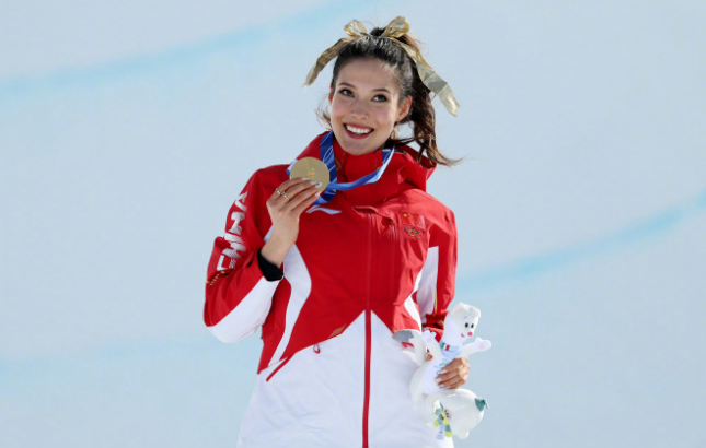 熟读背诵谷爱凌拿到金牌后的感言，高能量女性的自我肯定，太真诚太可爱了！

“得到