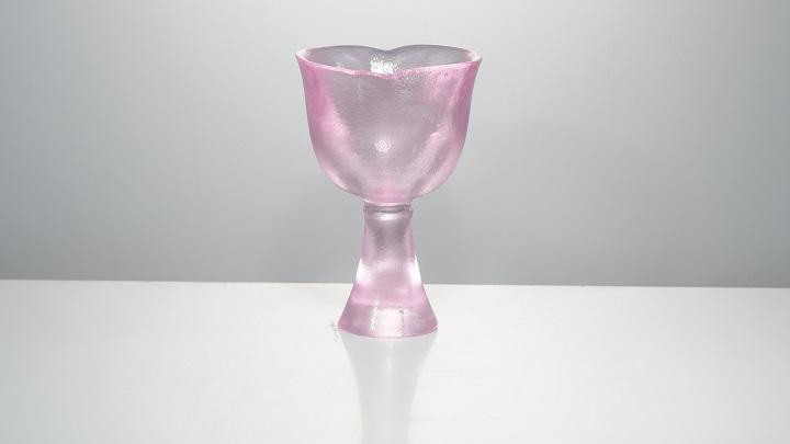 当《千里江山图》遇上古法琉璃，这只杯子美到失语！