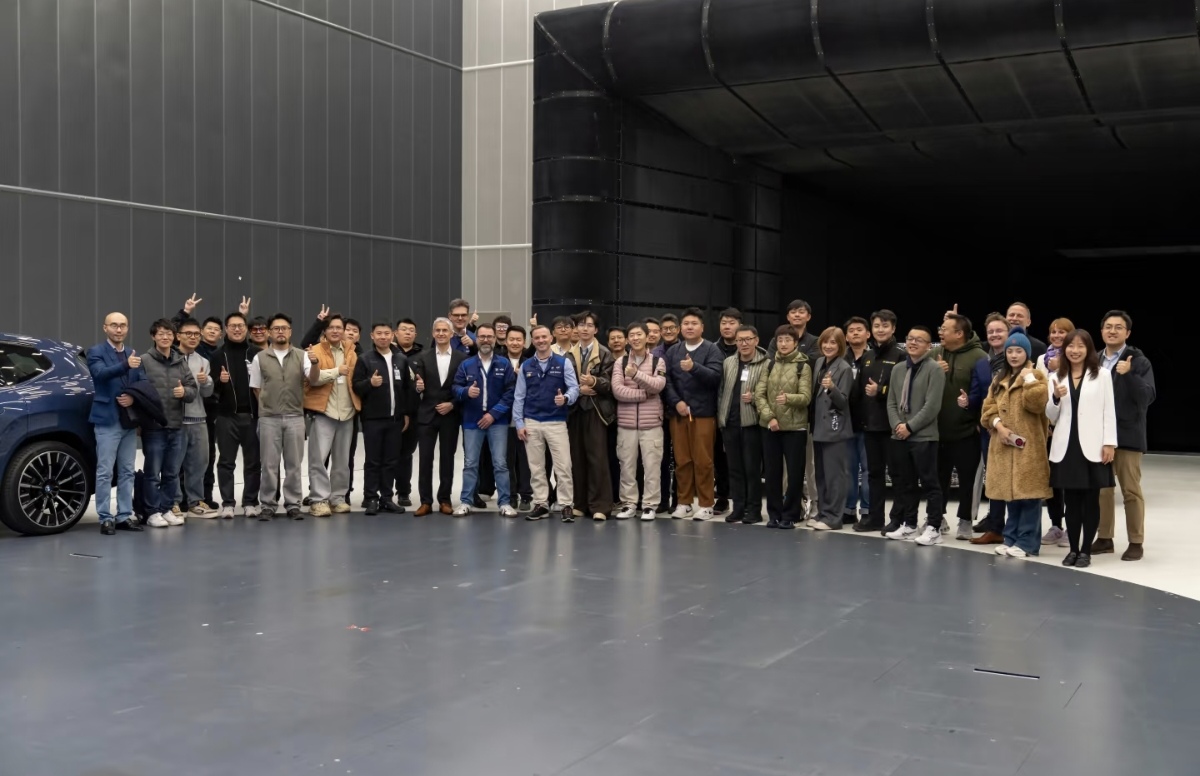 宝马集团CEO奥利弗_齐普策：复杂的全球性挑战只有通过合作才能解决，那些对中国庞