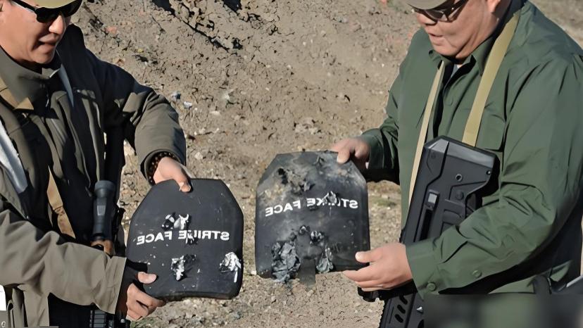 身中12枪都没死！老外质疑中国防弹衣内有钢板，拆开后都看懵了