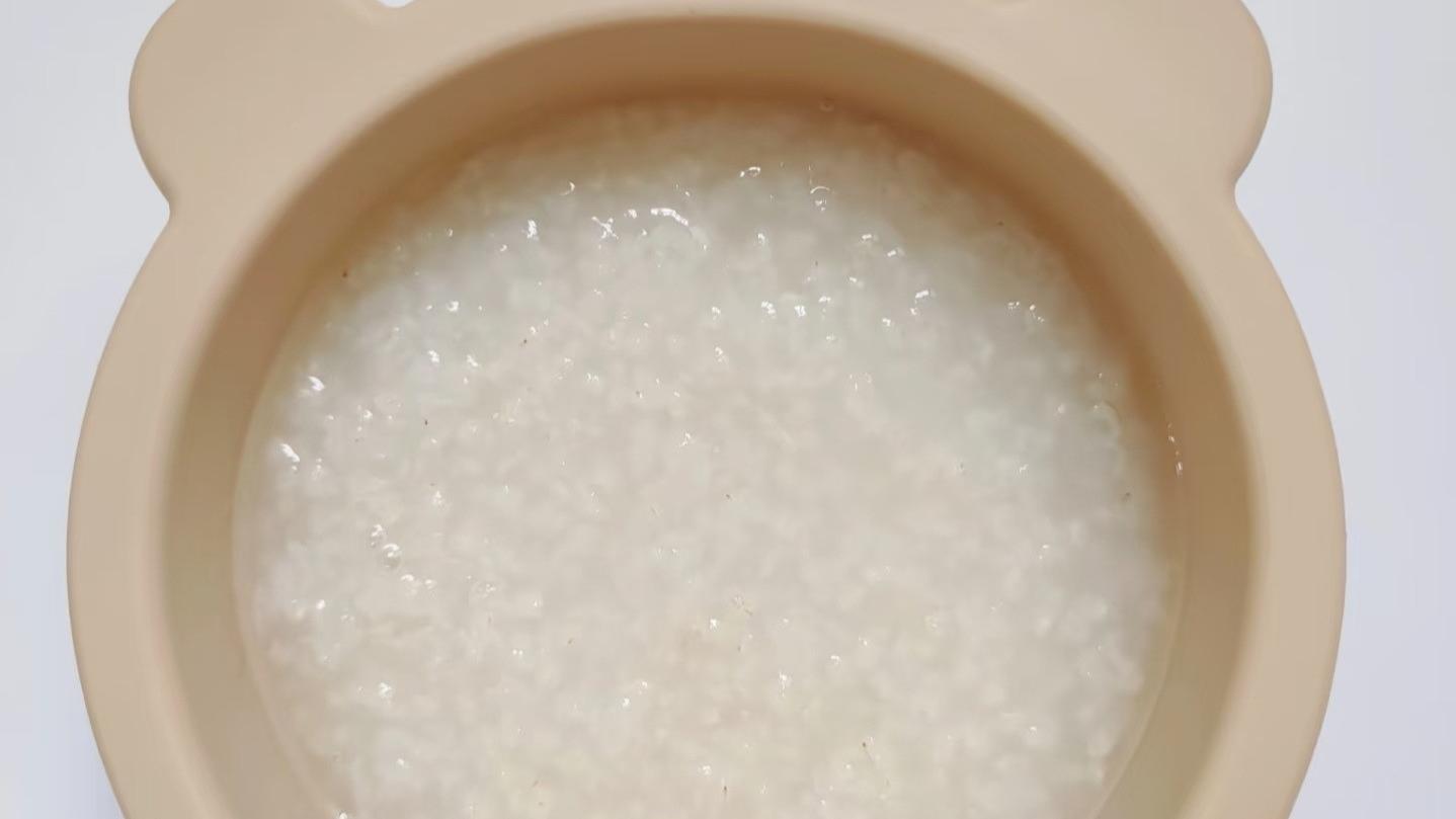 宝宝的第一口粥，熬到这个程度才对！新手爸妈必看