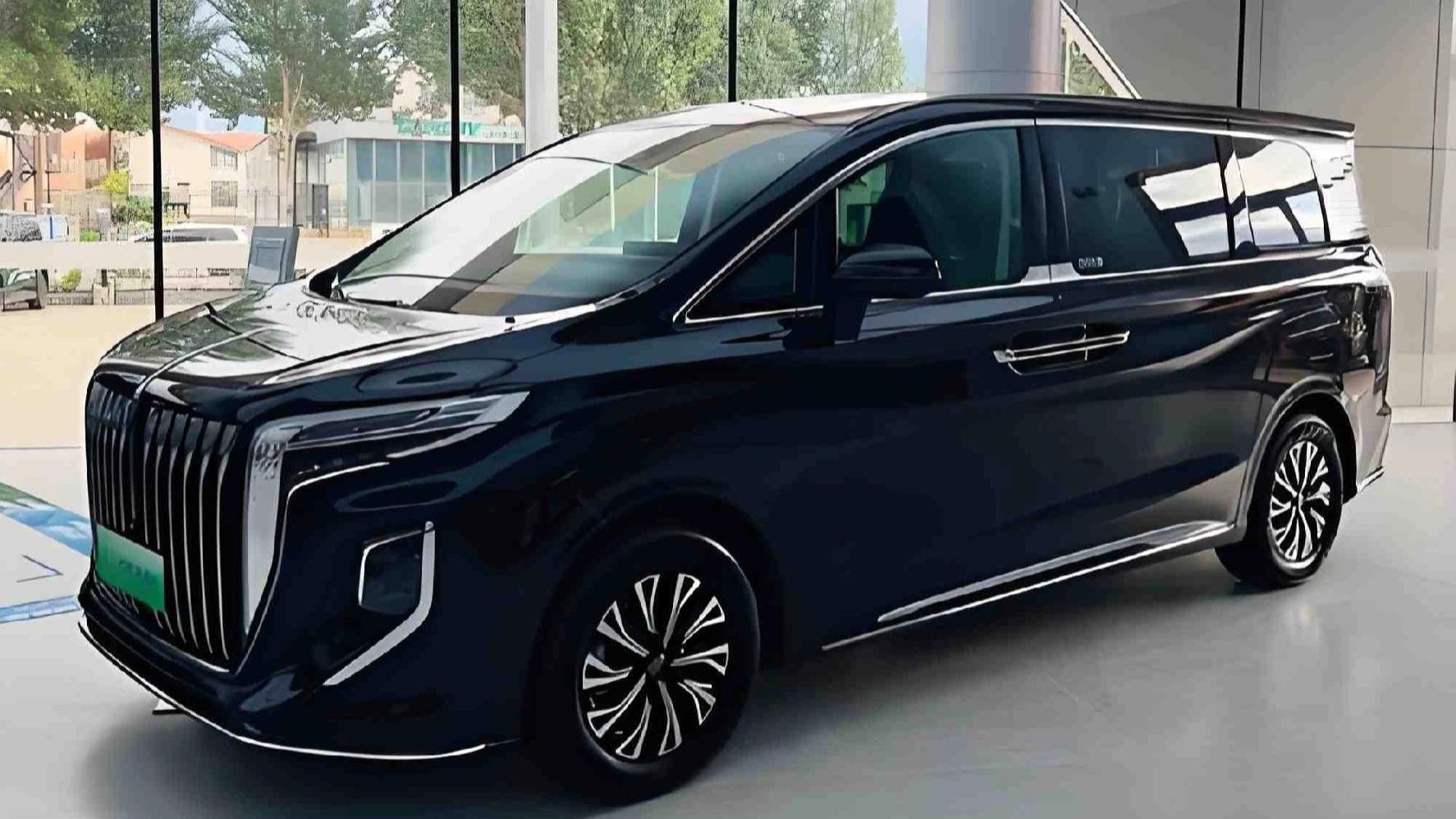 红旗HQ9 PHEV上市了，具备L3级自动驾驶，综合油耗只有2.2L