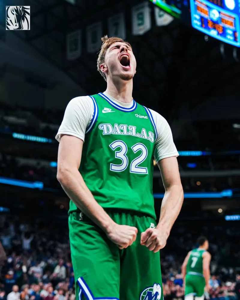 这场再次证明了，队友越强弗拉格越强

从高中到大学都是，队友强弗拉格就能让整个团