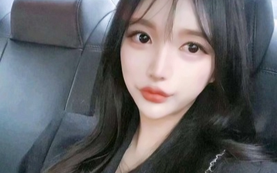 上辈子被老婆骗到死，重生后兄弟又要给我配对同一个女人，这次我去赴约只为看她演戏...