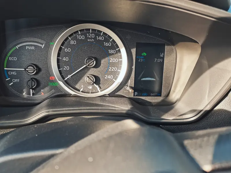 第一辆车怎么选？纯电、插混还是增程