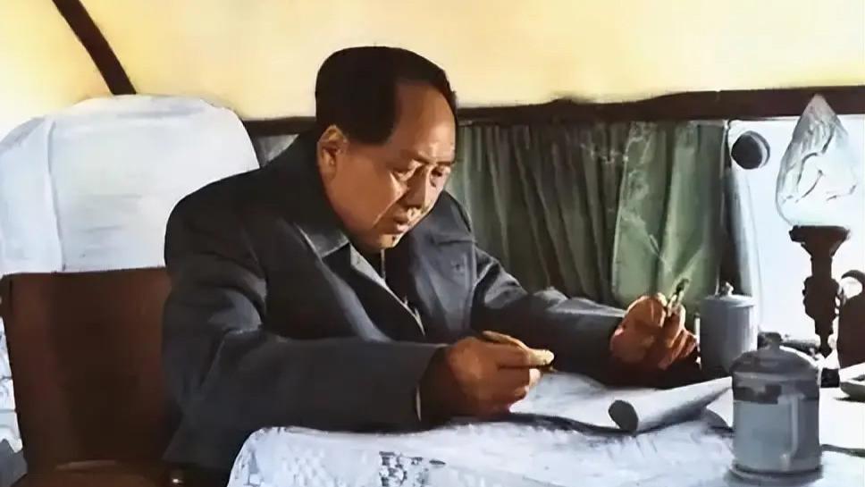 台湾人称他“十全之人”？毛主席跨界十项全能，你知道几个？