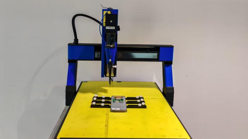 EMI扫描仪定位触控板电路板干扰源测试案例