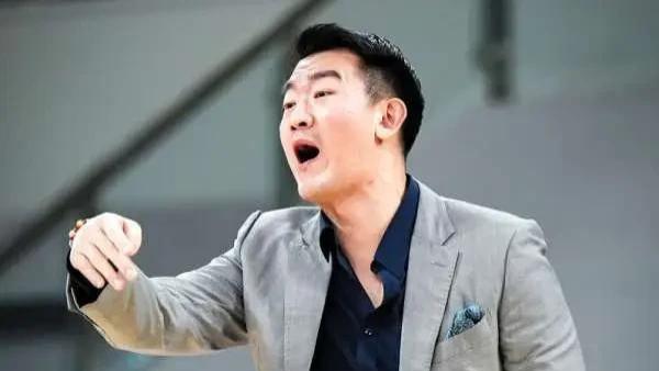 威尔逊独当一面，布朗拉胯，广厦输球！