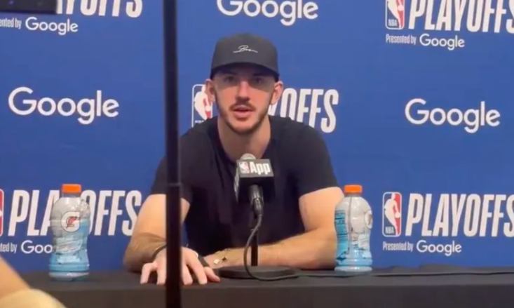 NBA季后赛，雷霆（3）121-109（0）战胜太阳。
亚历克斯-卡鲁索评价SG