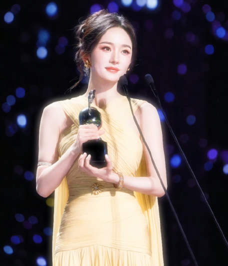 芸芸众生之中唯有你的眼眸在我心中泛起万千波澜