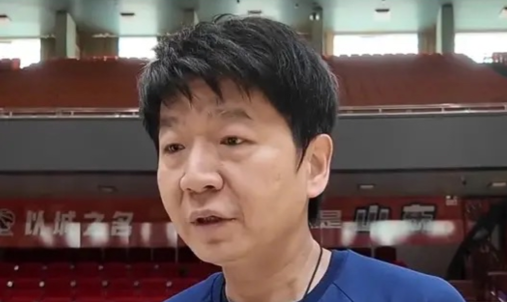 山东对阵天津，赛前主教练邱彪接受采访，谈及比赛情况信心满满，对新外援贝利大加赞赏