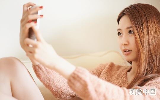 买淀粉肠被抢车钥匙，可我是校长三顾茅庐才求来的市状元！