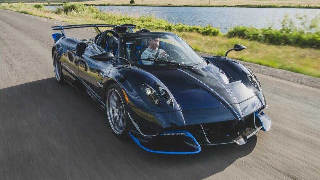 第一台配备手动变速箱的Huayra Roadster即将拍卖，价格可能超过700万美元