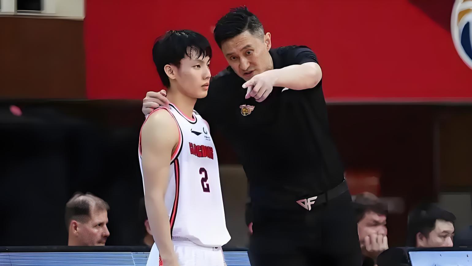 中国男篮不敌日本男篮！郭士强被喊下课，建议请杜锋徐杰归队