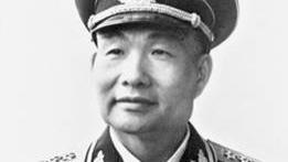 萧劲光：战功赫赫却险判死刑，功勋卓著22岁中将却为何只升两级