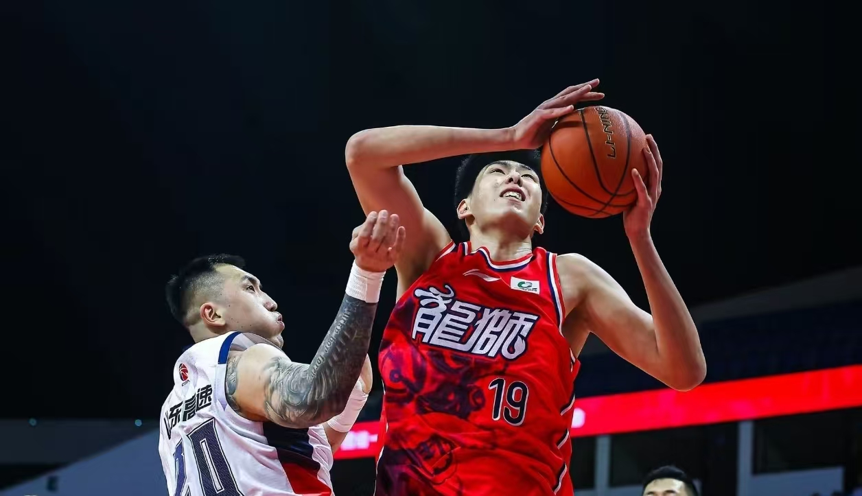 落选国家队，徐昕高情商回应，一战获得广泛认可，杜锋肠子都悔青