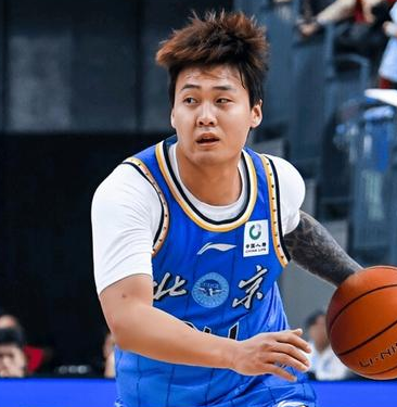 北京男篮球员赵睿谈自己对阵青岛的关键两罚罚不中，他表示：这场比赛我们细节方面出了