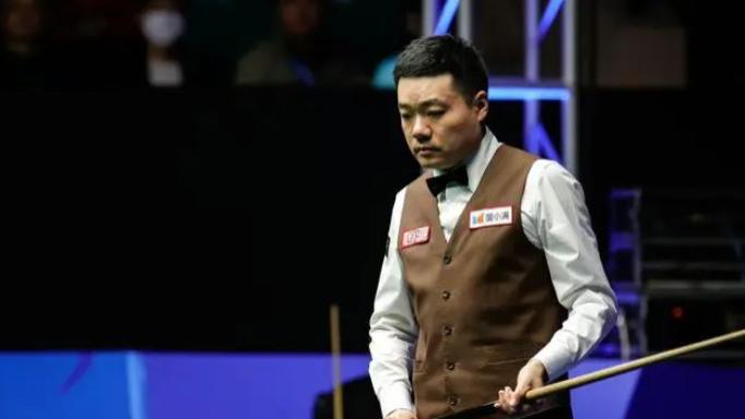 最新战报！1-2！丁俊晖落后傅家俊，高阳德比战领先，巩晨智1-2小司机