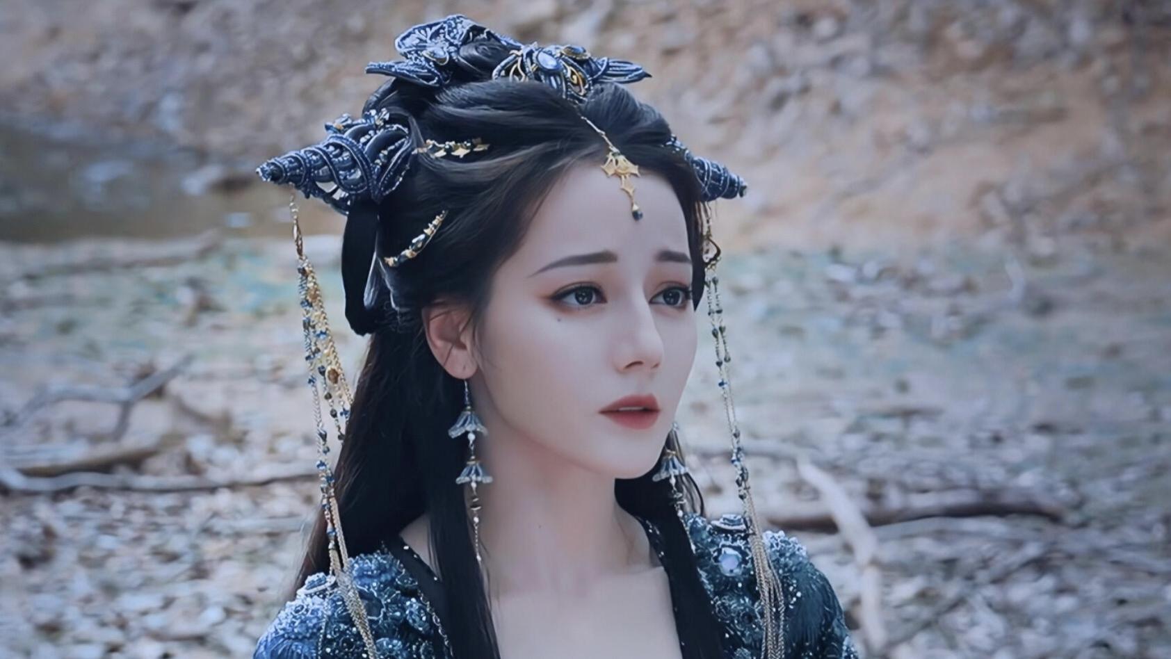 新剧开播！40集古装奇幻剧《白日提灯》来了！迪丽热巴、陈飞宇领衔10位实力派演员，又是2026年度黑