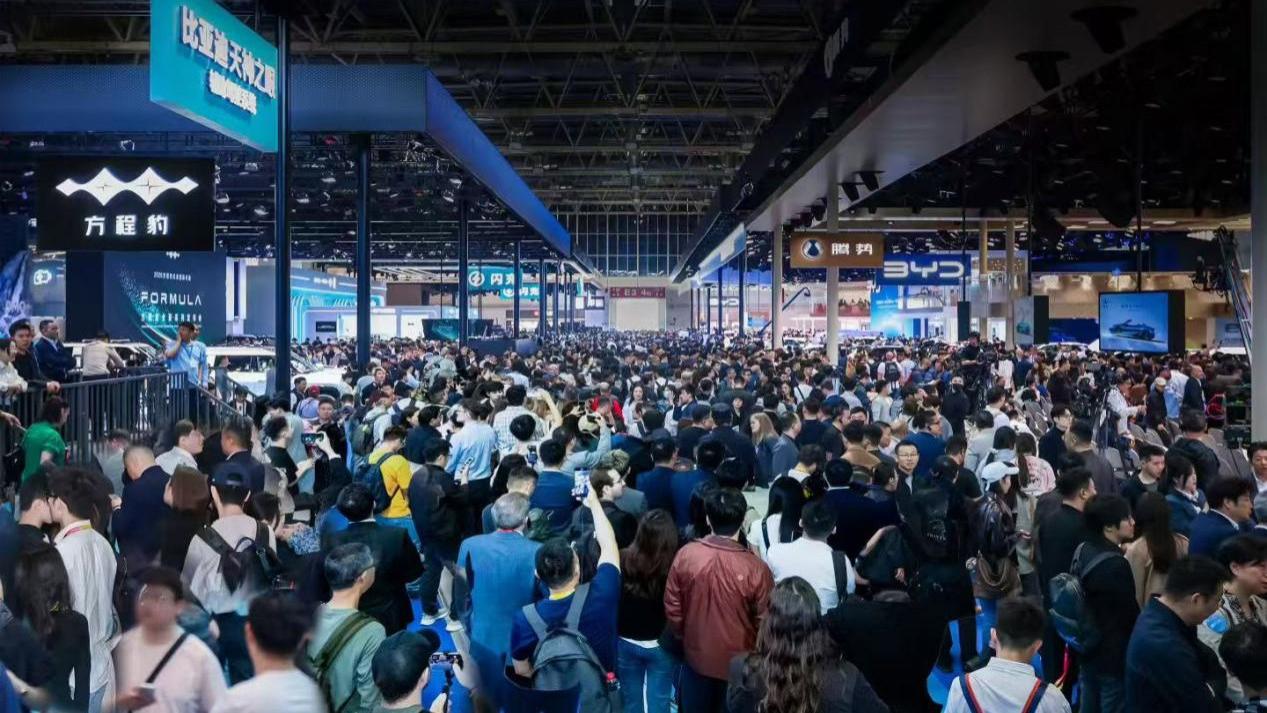 不止包馆！比亚迪以全栈技术矩阵，定义北京车展技术主场