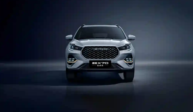 2026款捷途X70超越版6.99万起，提供5座和7座
2026款捷途X70超越