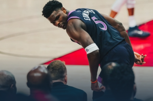 你华子的低位单打和背身丢了吗

我记得24年的时候，华子初出茅庐 过太阳 过掘金