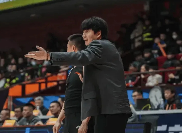 CBA常规赛，山东男篮85-93不敌广州。
赛后，山东男篮主教练邱彪点评了本场比