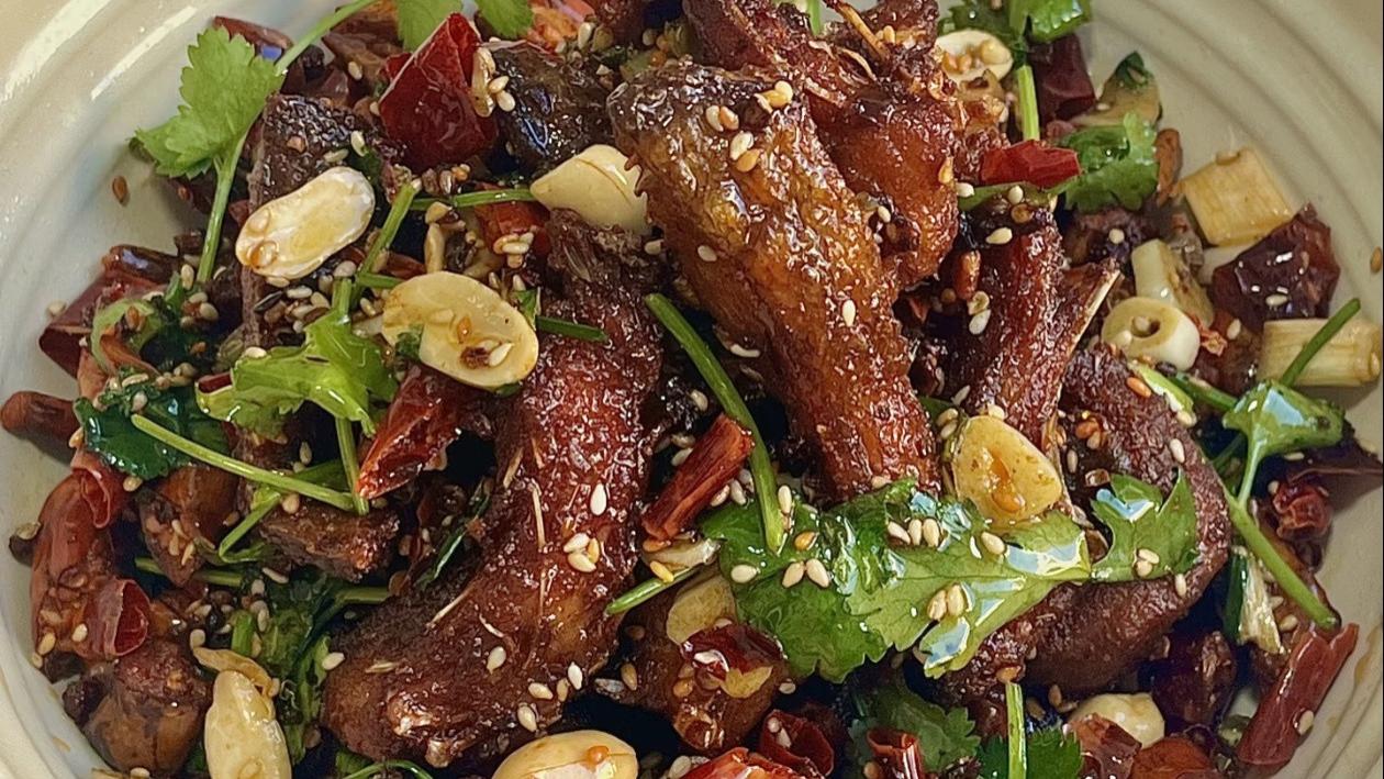 干香酥脆麻辣鱼块：一口入魂的下饭神器