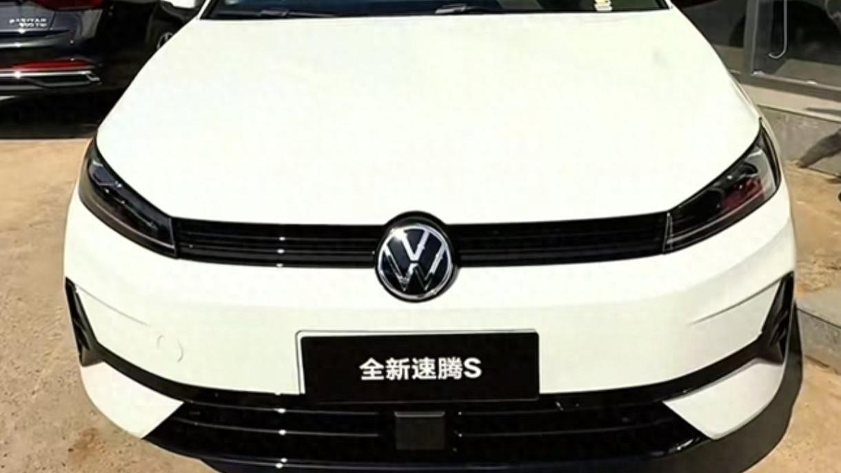 大众速腾S即将上市，外观帅气，内饰好看，1.5L和1.5T怎么选？