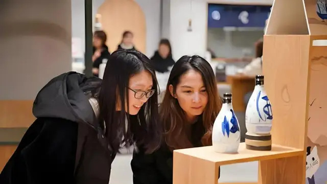 90后不爱喝白酒？汾酒如何俘获年轻人心智