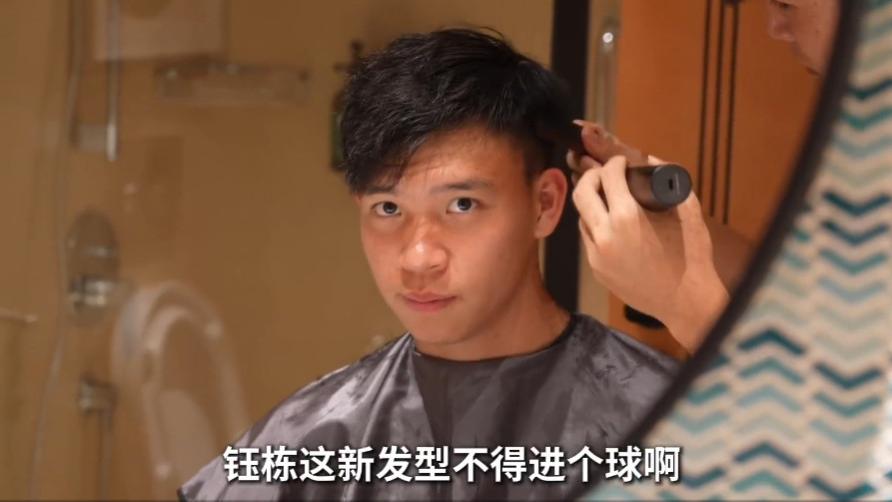 羡慕吗？国足也有自己的“伊兰昆达”，曾被邵佳一赞：天花板很高