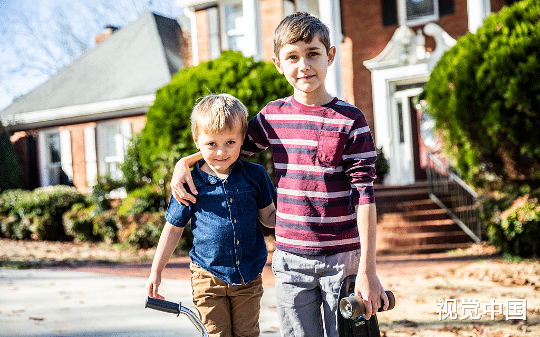 那个8岁写出百万字小说的"天才少年"，现在去哪了