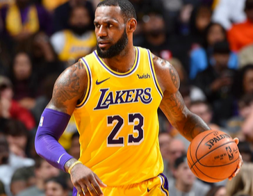 詹姆斯继续带队创造奇迹、忘了东契奇吧，都不用想东契奇快点复出、也不用指望腿伤好利