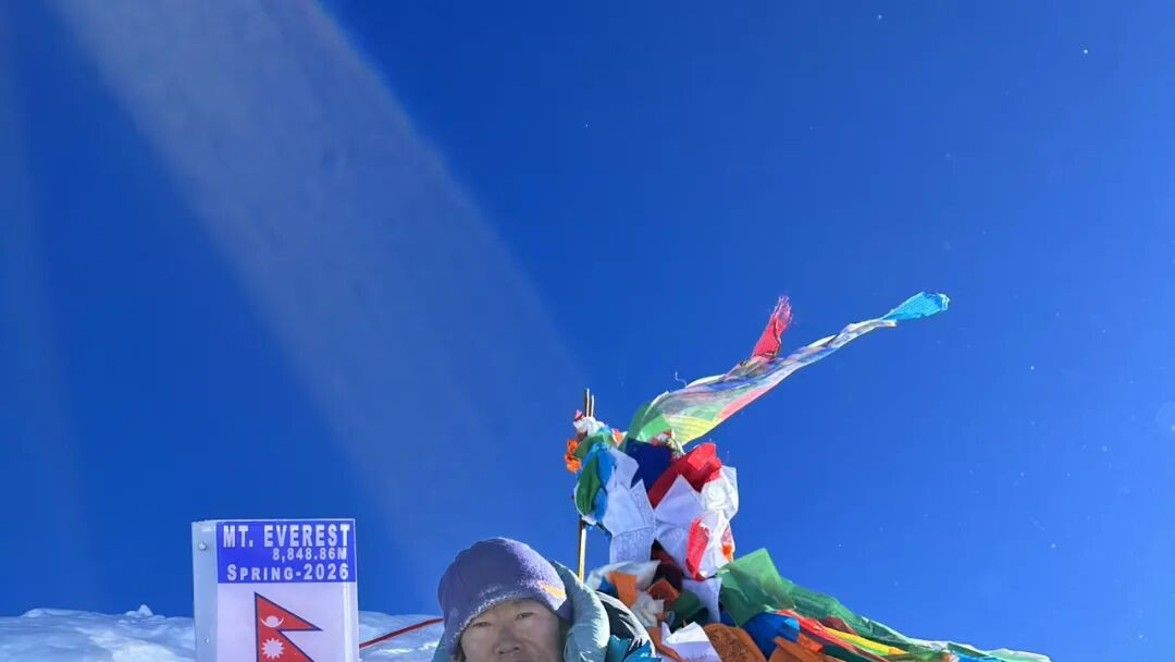 一夜风雪，两座高峰！天津登山者牛志斌，书写8848.86米的传奇