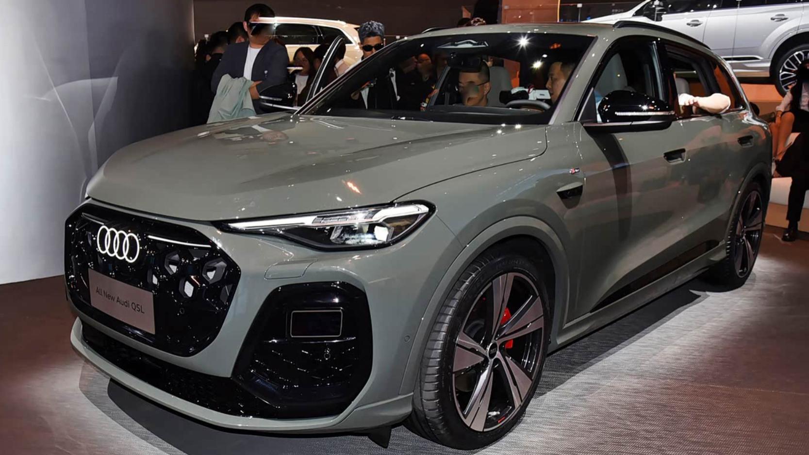 官降至30.98万！全新Q5L标配发光Logo，为了销量彻底拼了