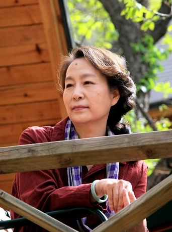 官媒对奚美娟的称呼变了，17字之差释放强烈信号 
这个称呼是：中国文联副主席、上