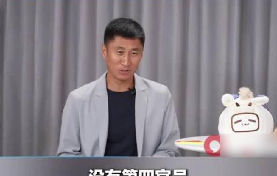 马宁回应世界杯只主裁1场比赛

7月17日，中国裁判马宁完成本届世界杯所有执