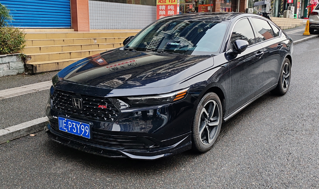 雅阁新车3个月的感受
减配有点严重就不说了，这车漆太薄了，还不如几万块的车，太容