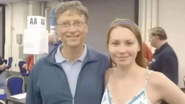 突发，比尔盖茨承认萝莉岛事件，更多内幕曝光