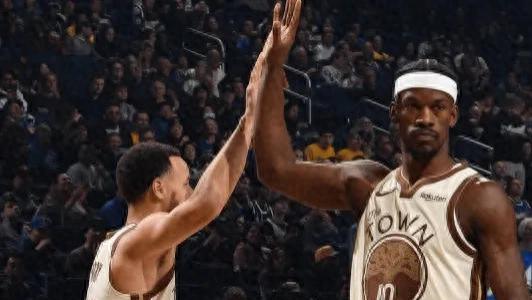 巴特勒全场出战22分钟，10中6得到15分6板6助攻