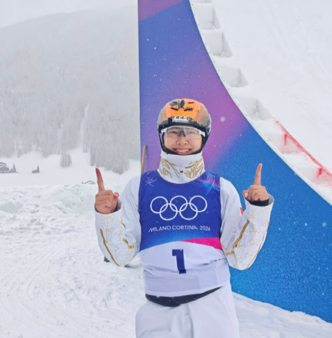 雪上女王徐梦桃，以热爱赴山海，老将太坚韧了！5次征战冬奥会不惧挫折勇敢追梦，20