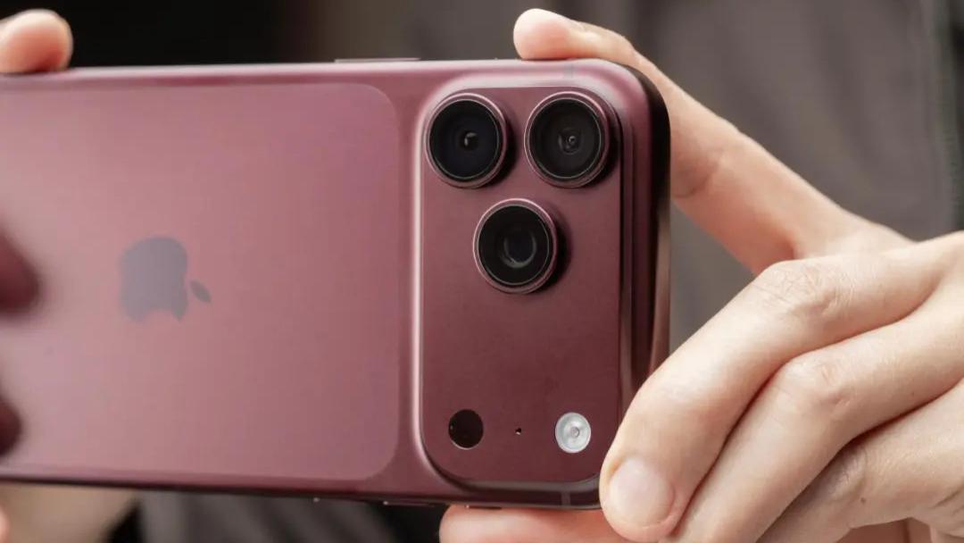 iPhone 18 Pro Max影像长测：把基本功做扎实，就是出色的口袋生产力