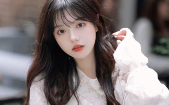 领证前夜他还在情人住处，我反手将婚戒戴在情人手上：祝你们锁死