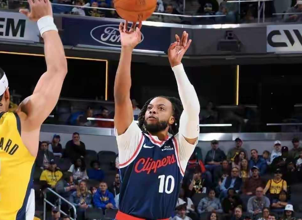 加兰休赛期卖掉吧！

小后卫防守本身就是不行，就靠进攻。

加兰尺寸小，伤病多，