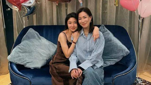 佘诗曼为许绍雄女儿庆祝29岁生日：你并不孤单